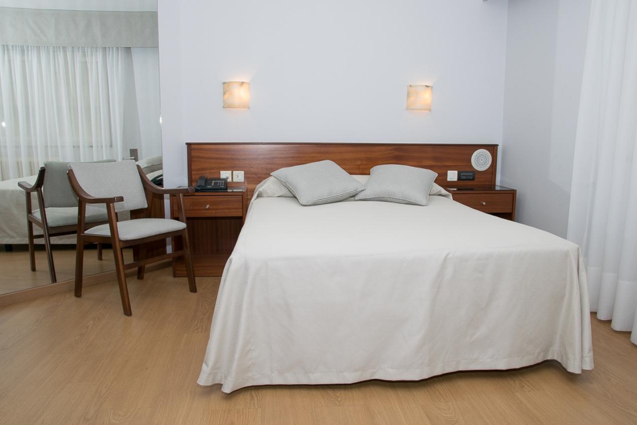 Hotel Brisa Ла Коруня Екстериор снимка