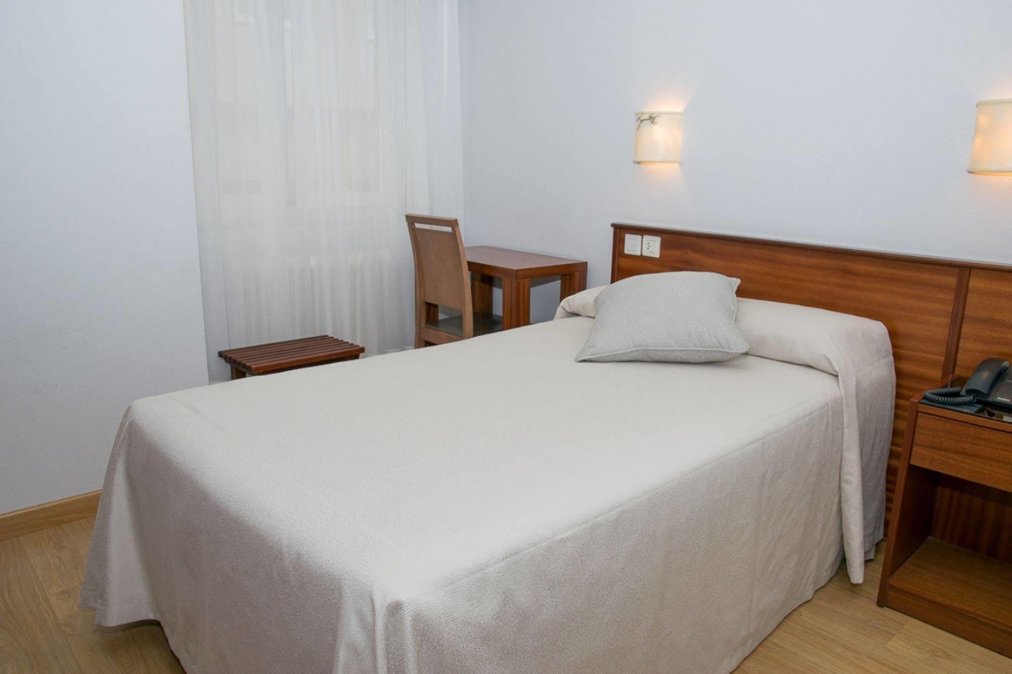 Hotel Brisa Ла Коруня Екстериор снимка