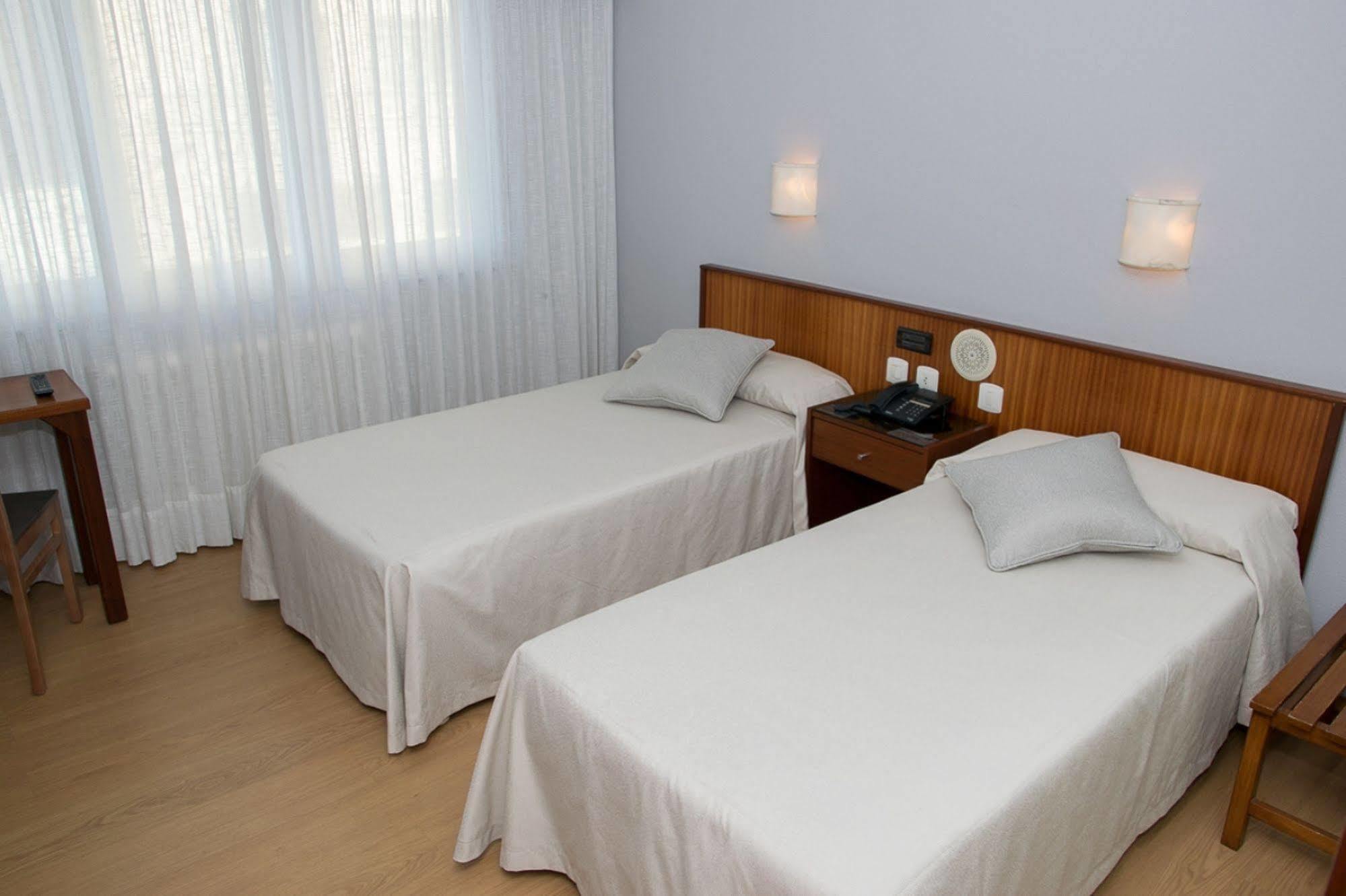 Hotel Brisa Ла Коруня Екстериор снимка