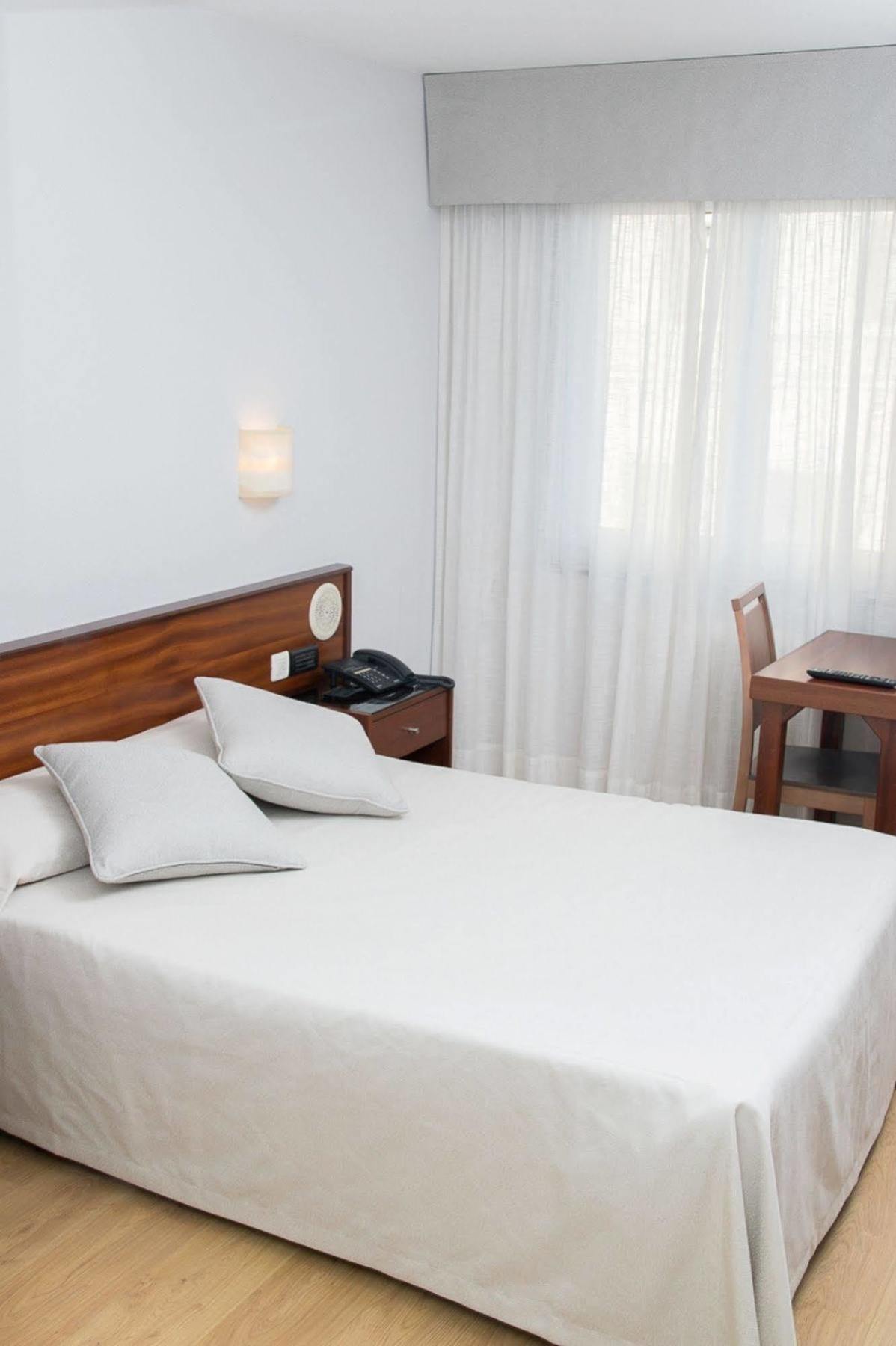 Hotel Brisa Ла Коруня Екстериор снимка
